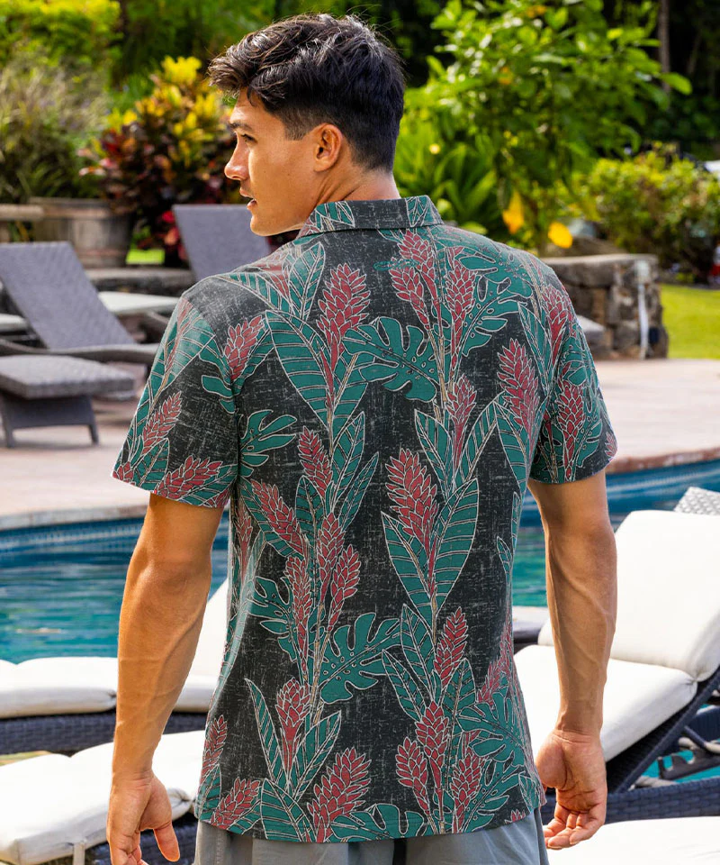 Hawaiian Ginger - Black/Red Short Sleeve Hawaiian Polo Shirt - Image 3