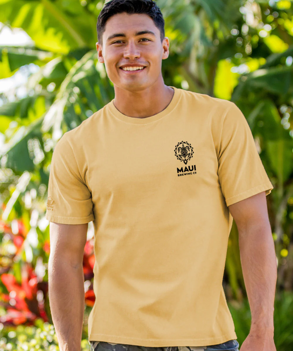 Maui Brewing Co Vintage Bikini Blonde - Beer Dyed Short Sleeve Crewneck T-Shirt - Image 3