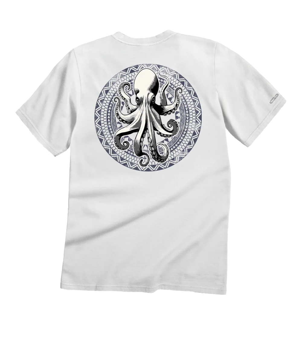 Octopus Tribal Circle - White Short Sleeve Crewneck T-Shirt