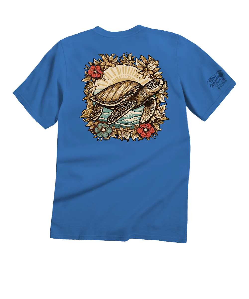 Woodcut Honu - Blue Hawaii Dyed Short Sleeve Crewneck T-Shirt