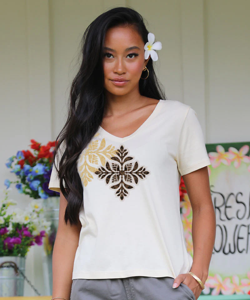 Batik Ginger - Sand Short Sleeve Pima V-Neck T-Shirt - Image 2