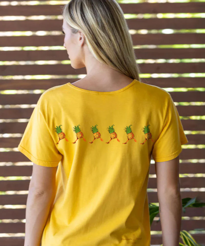 Pineapple Run - Pineapple Dyed Short Sleeve Scoop Neck T-Shirt - Image 3