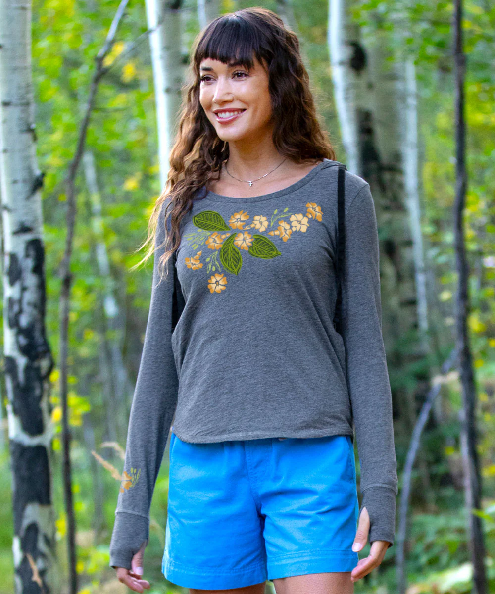 Puakenikeni Drape - Gray Heather Long Sleeve Harmony Hooded T - Image 2