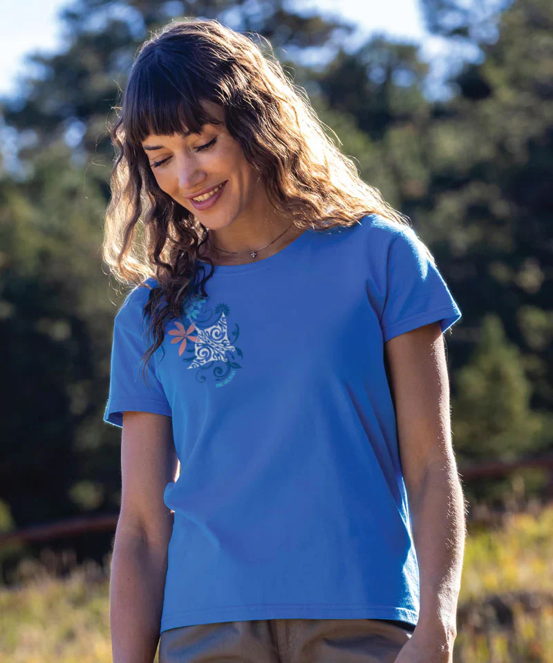 Tribal Manta Pua Swirls - Blue Hawaii Dyed Short Sleeve Crewneck T-Shirt - Image 2